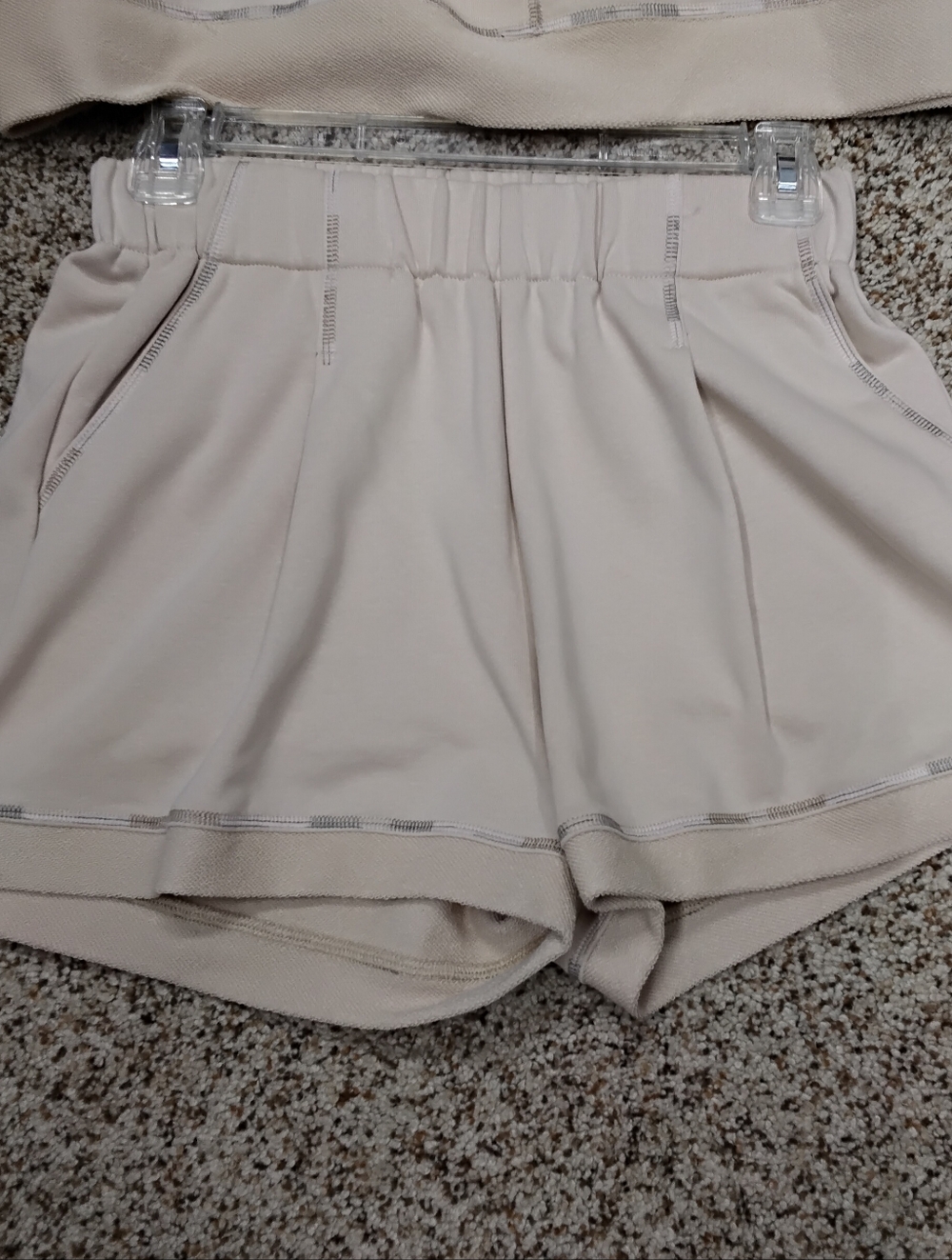 3975 Size Small/med Rare Raw Light Beige Collared Pullover & Shorts Set - Picture 9 of 9
